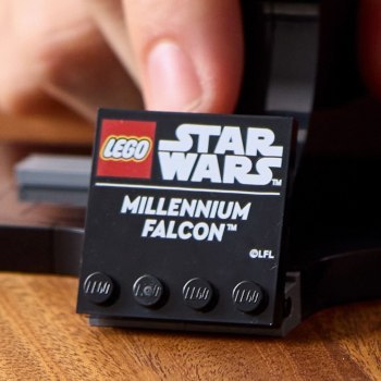 LEGO Star Wars 75375 Sokół Millennium